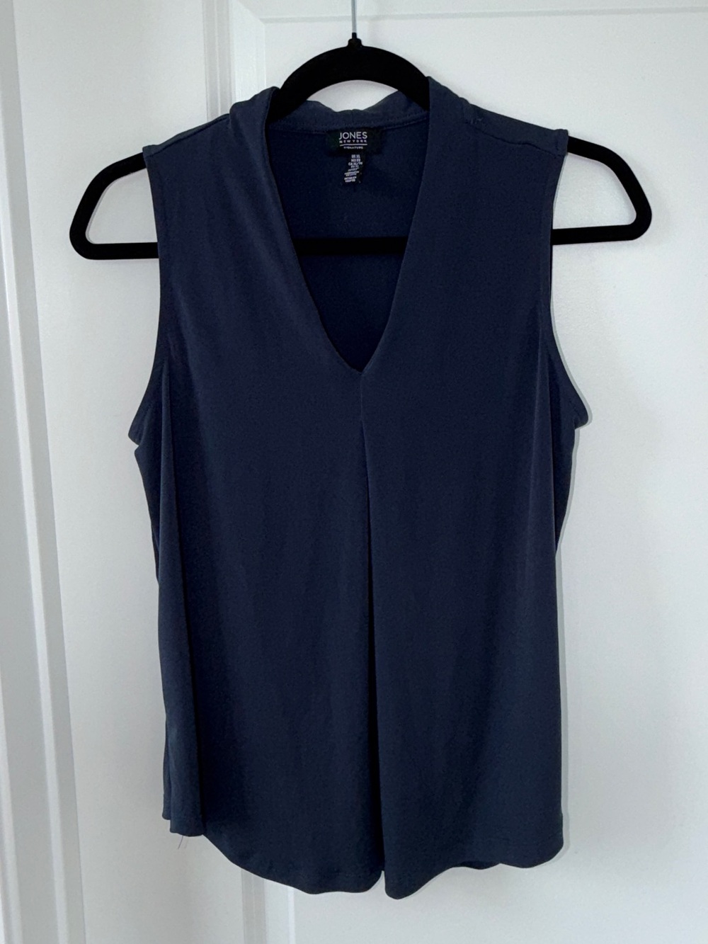 Jones New York Deep Navy V-Neck Sleeveless Shell
